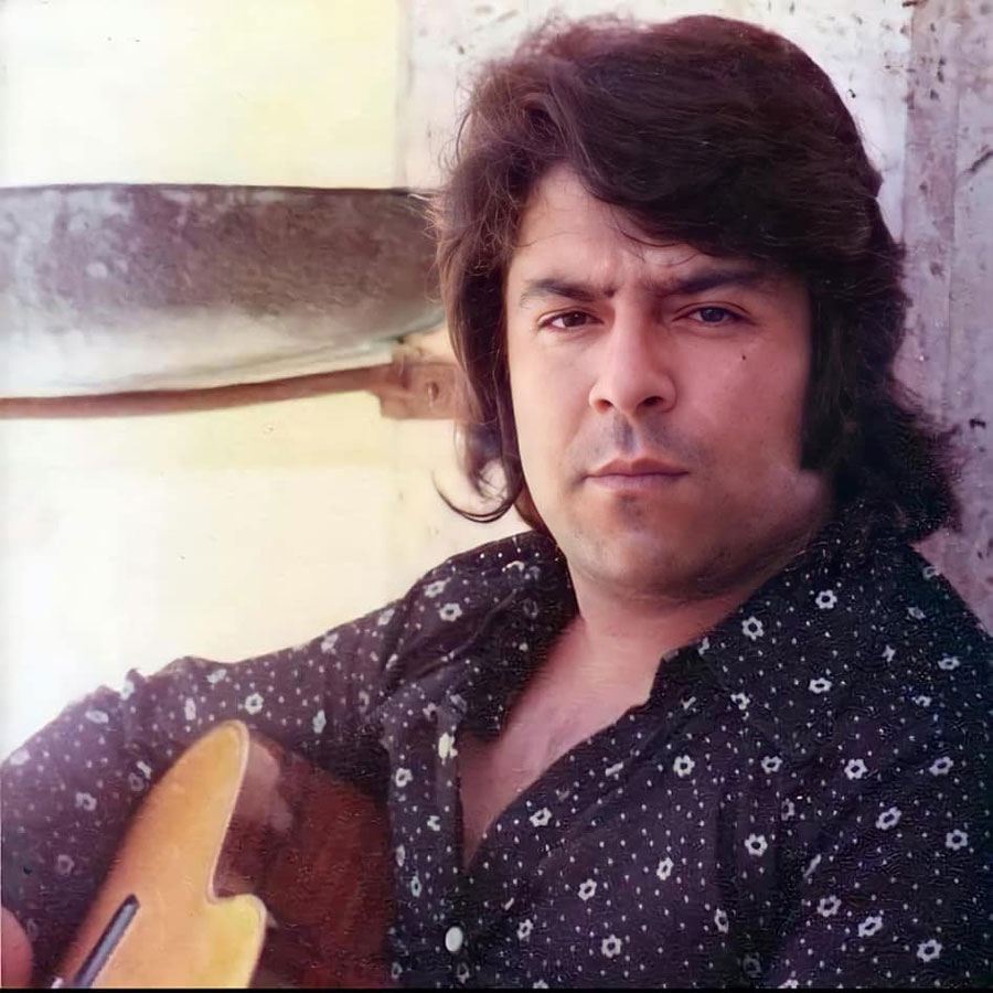 احمد ظاهر