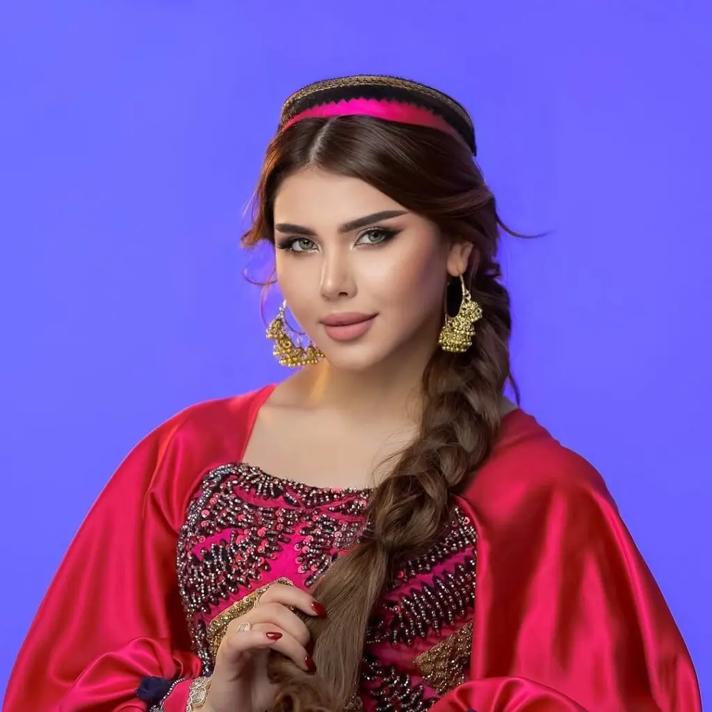 یاسمین دولتوا